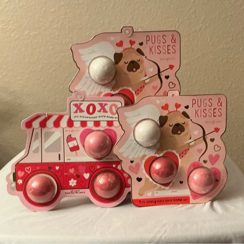 3 Sets of Pink and White Bath Bombs